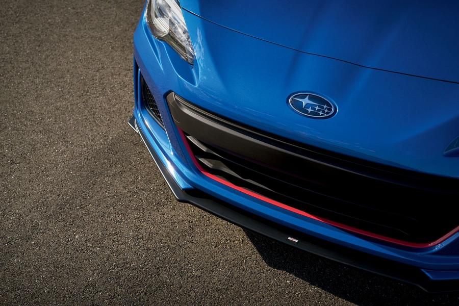 Детали экстерьера Subaru BRZ tS (ZC6) 2017 года  (NA) (фото 7 из 22)